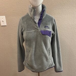 Patagonia Gray and Purple Fleece Pullover size XSmall‎